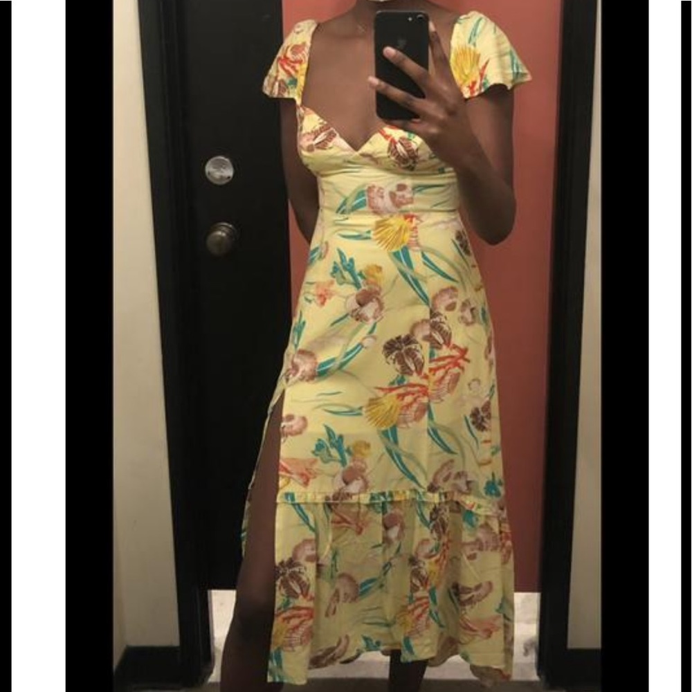 Urban outfitters/ xsmall / yellow